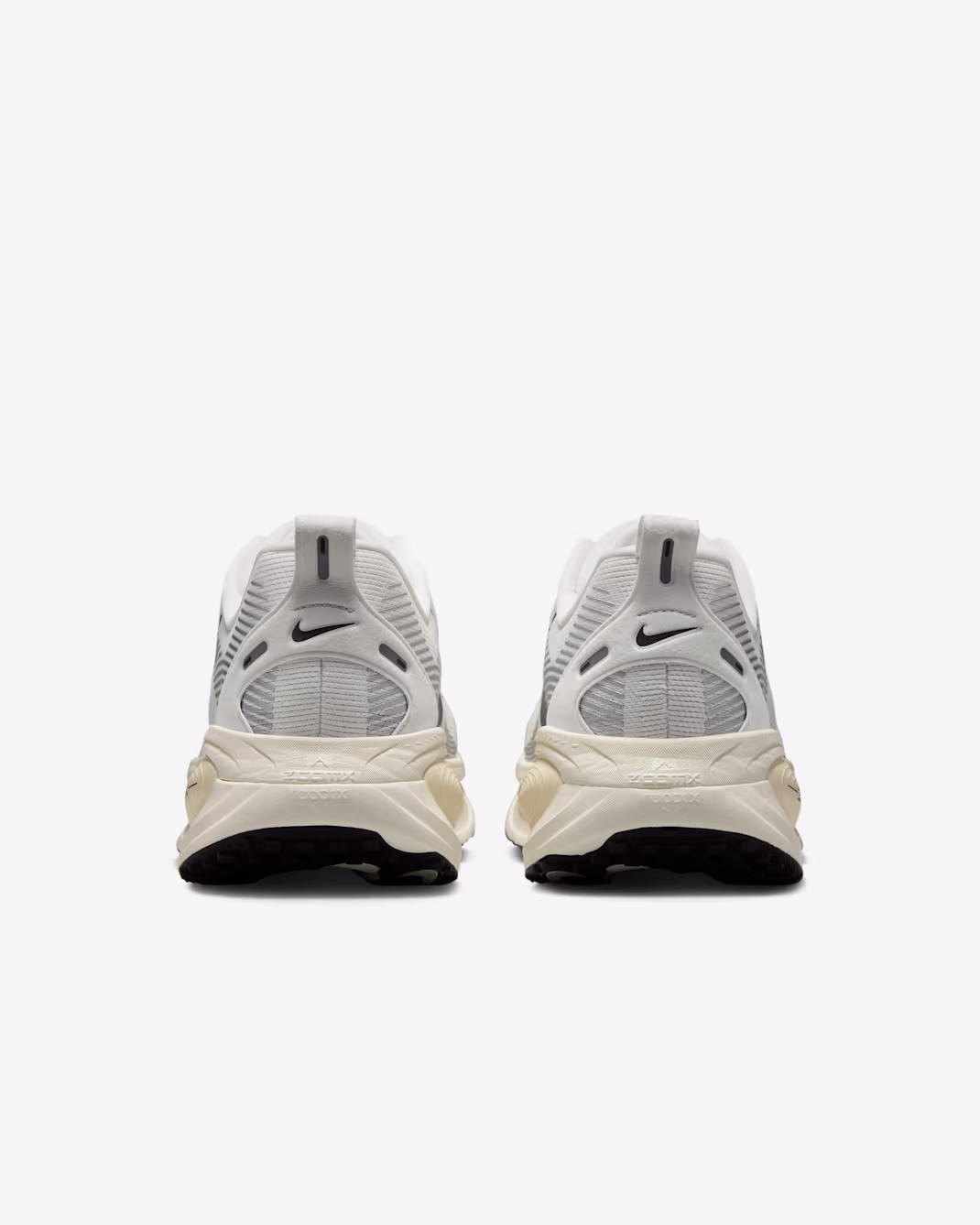 Nike Vomero 18 Coconut Milk - Image 5