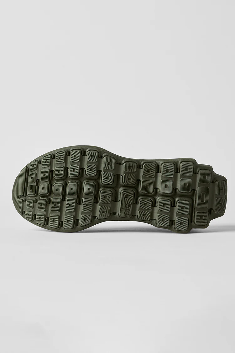 ALO Runner Green Olive - Image 4