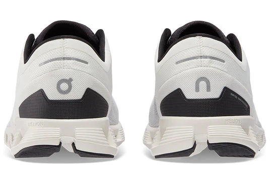 On Running Cloud X 3 Ivory Black - Image 3