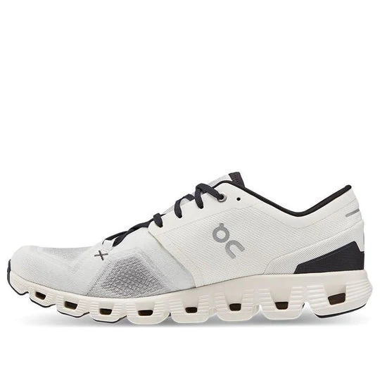 On Running Cloud X 3 Ivory Black
