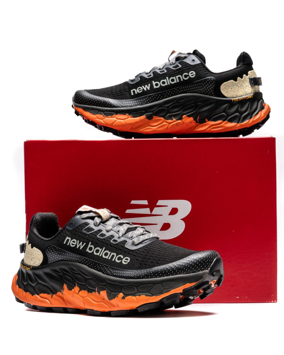 New Balance Running Shoe – Trail – Mens - Image 2