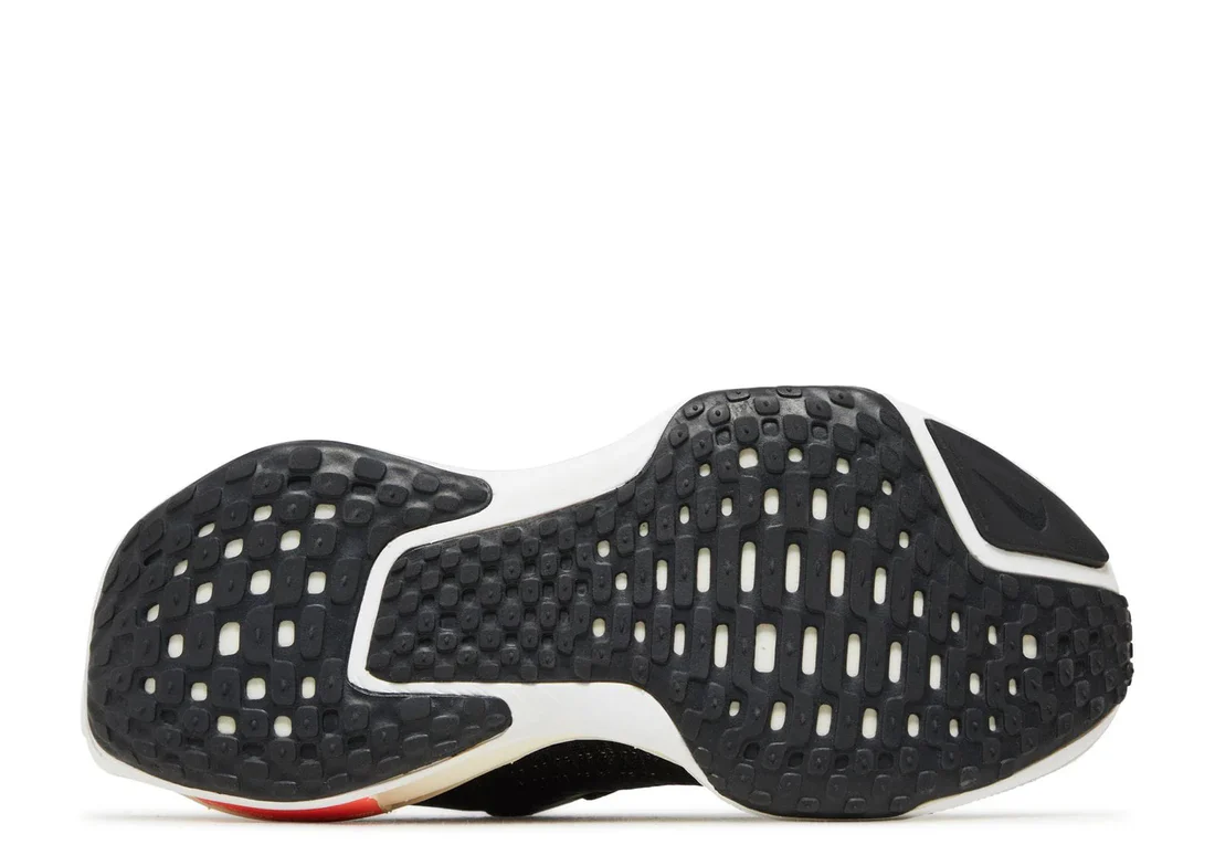 Zoom X Invincible 3 Black White - Image 2